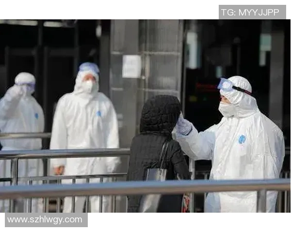 足球明星携手抗击新冠疫情展现团结力量与社会责任感