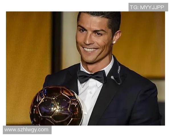 揭秘足球明星坤坤的真实身份与职业生涯成就分析 揭秘足球明星坤坤的真实身份与职业生涯成就分析