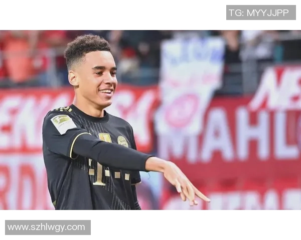 卡塔尔足球明星盘点：那些在绿茵场上闪耀的传奇人物与新星